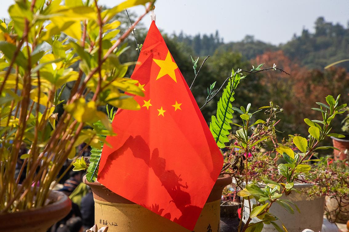 中國(guó)鄉(xiāng)村旅游新殺出一匹“黑馬”，人們都往這跑，深秋旅游真火爆