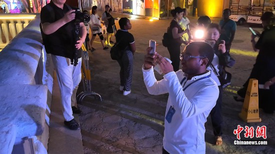 圖為外籍青年伊諾。曹淼欣 攝